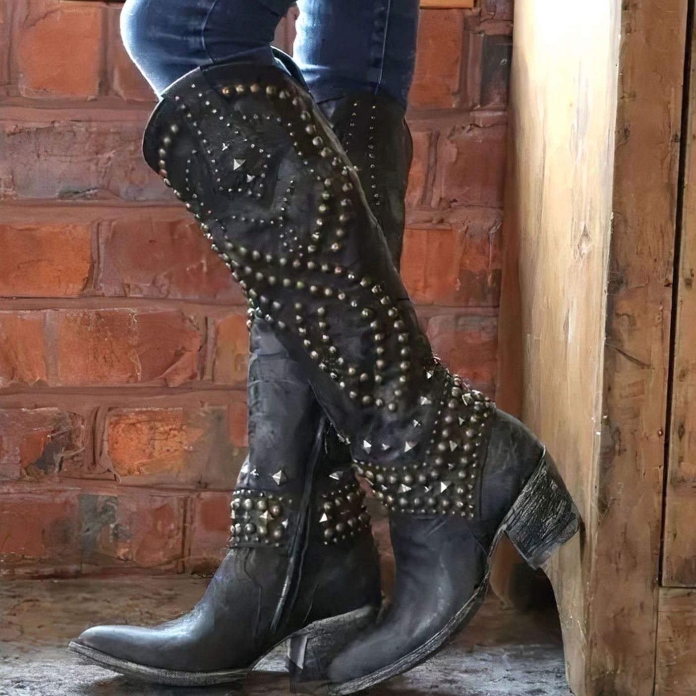 Penelope | Women's Studded Chunky Heel Western Cowboy Boots